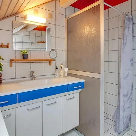 דירה Adils - 2-5km From The Sea By Interhome *