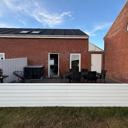 Adils - 2-5km From The Sea By Interhome *