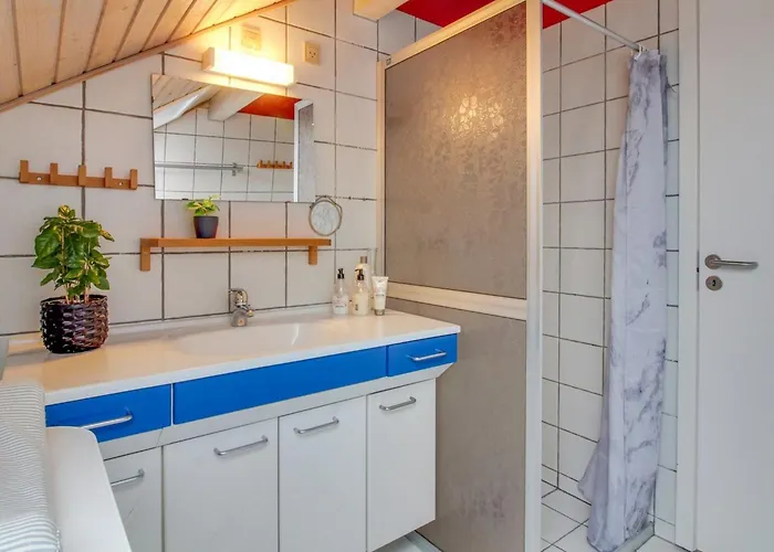 Apartman Adils - 2-5km From The Sea By Interhome *